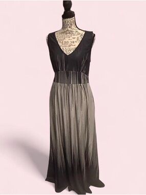 Sleeveless Ombre Maxi Dress in Black and Gray by
